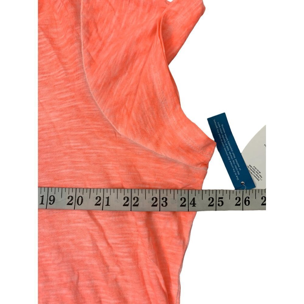 Boutique Women's Lightweight Vacation Coral Luna Shirt - Picture 4 of 4
